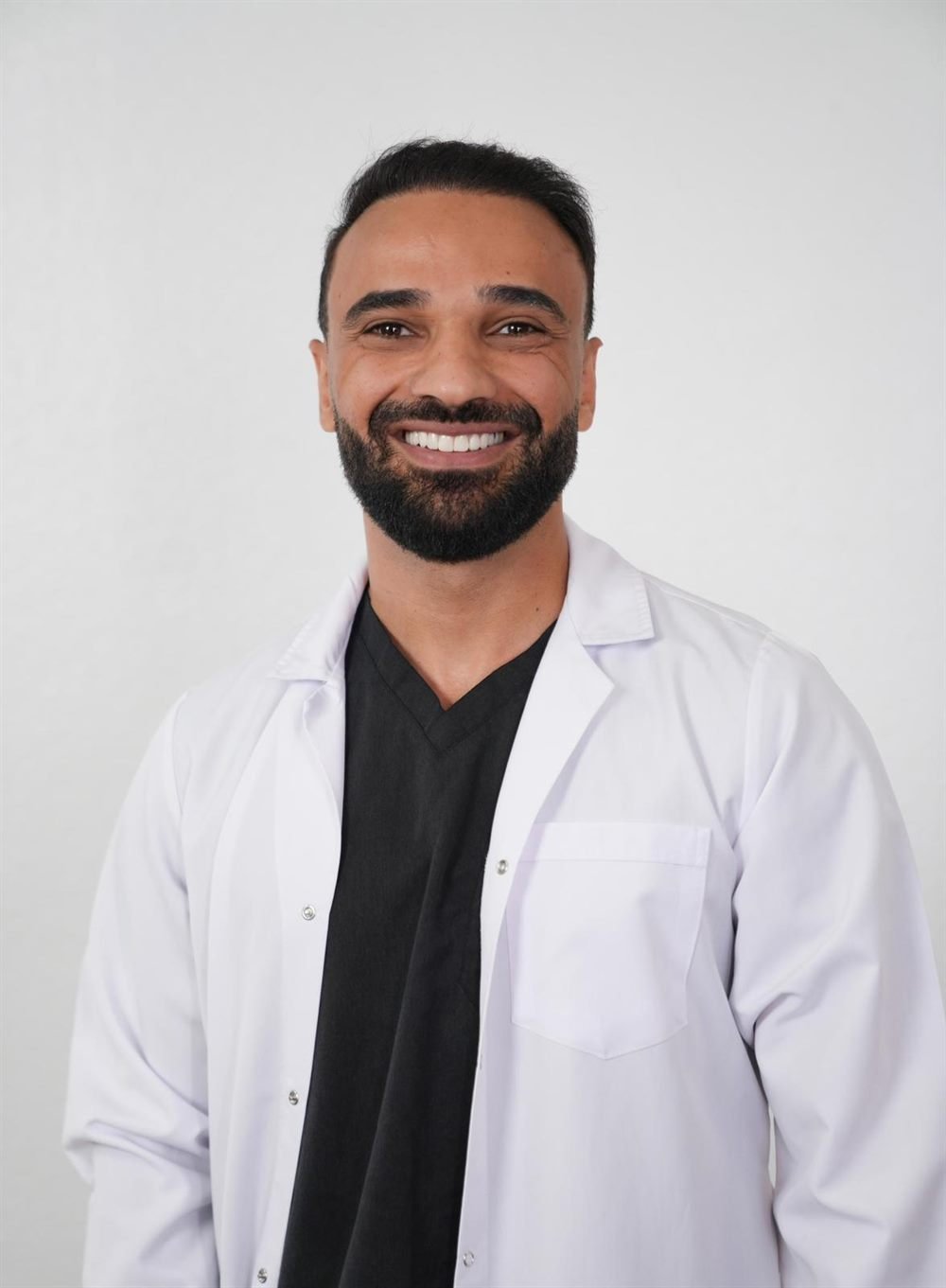 Ibrahim Dizim, der Arzt, mit dem wir zusammenarbeiten